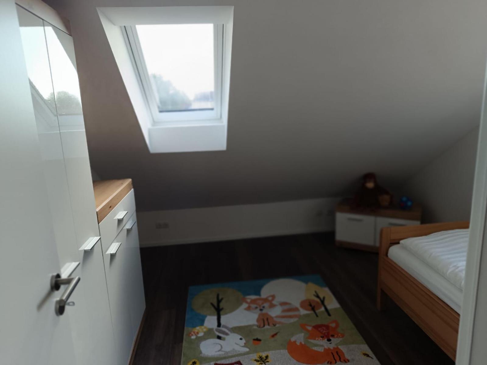 Moderne Ferienwohnung Fuer Familien Im Dachgeschoss Bosau Dış mekan fotoğraf