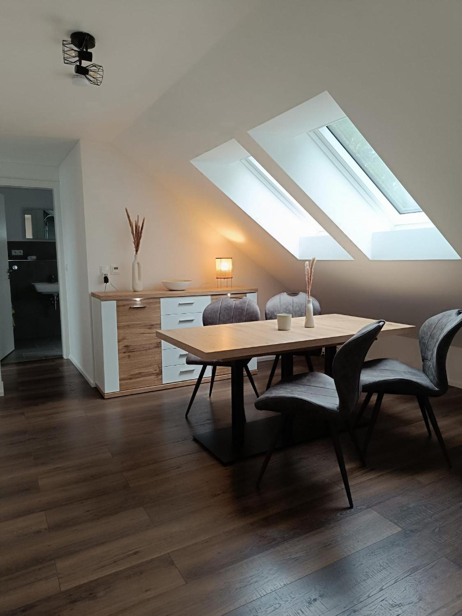 Moderne Ferienwohnung Fuer Familien Im Dachgeschoss Bosau Dış mekan fotoğraf