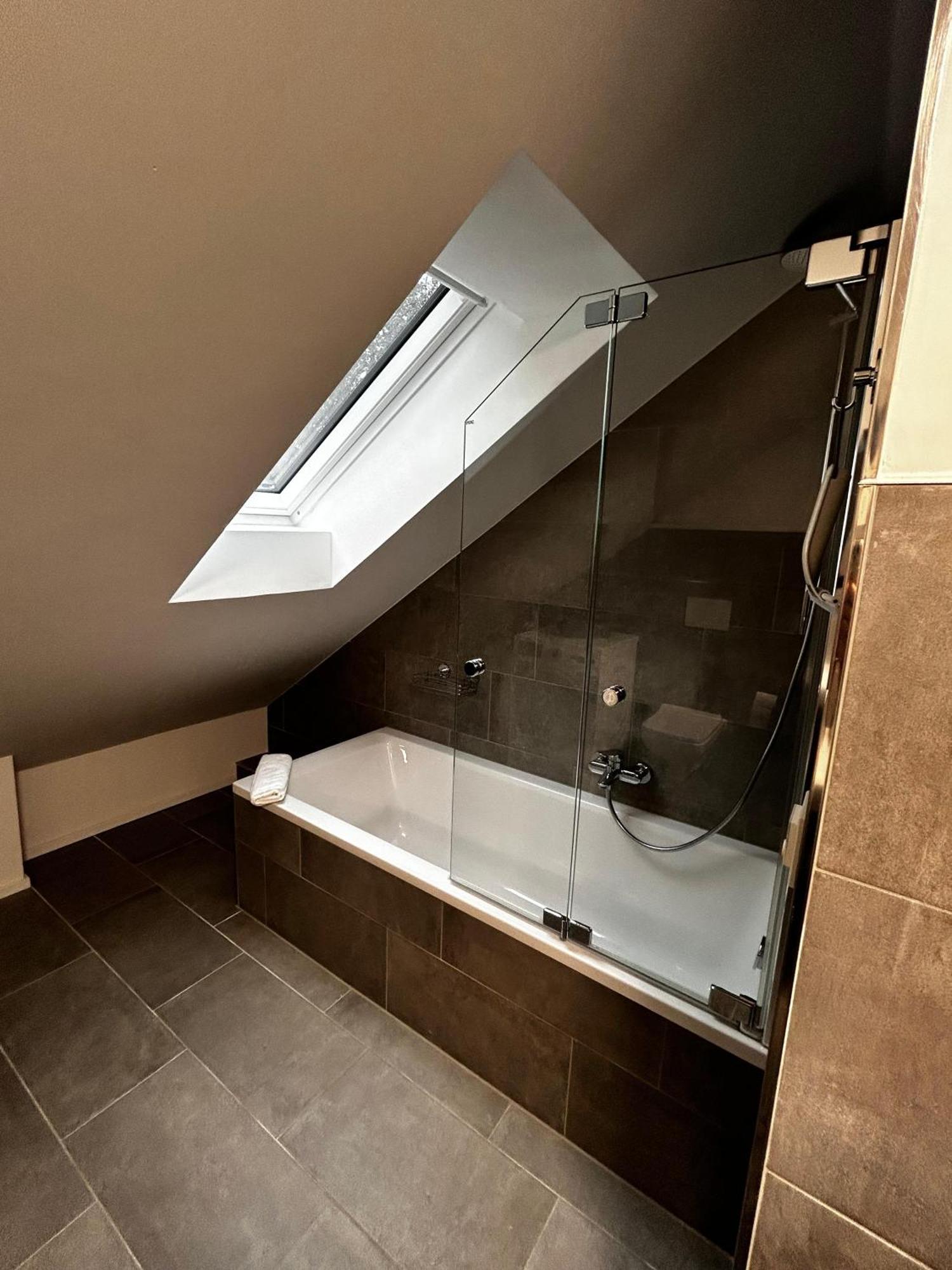 Moderne Ferienwohnung Fuer Familien Im Dachgeschoss Bosau Dış mekan fotoğraf